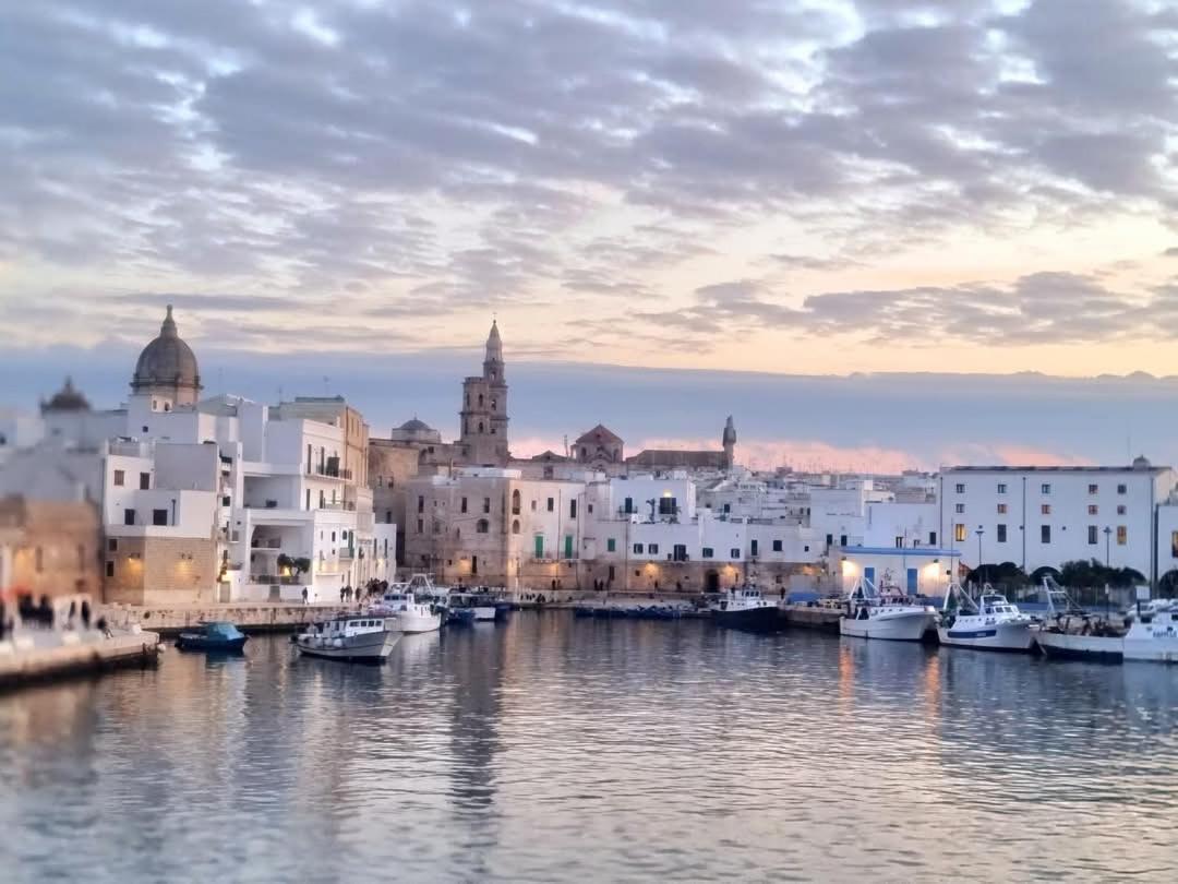 Dimora Palmieri Di Charme Bed & Breakfast Monopoli Exterior photo